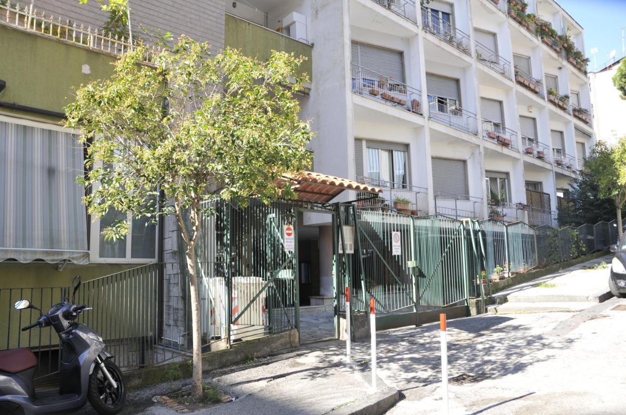 Casa Moni * Napels